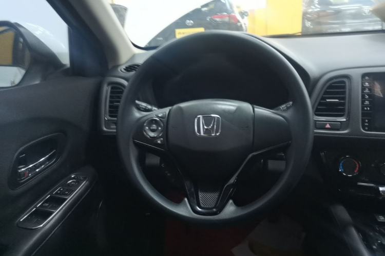 Used Honda Vezel 2020 1.5L CVT Pioneer Edition Steering Wheel