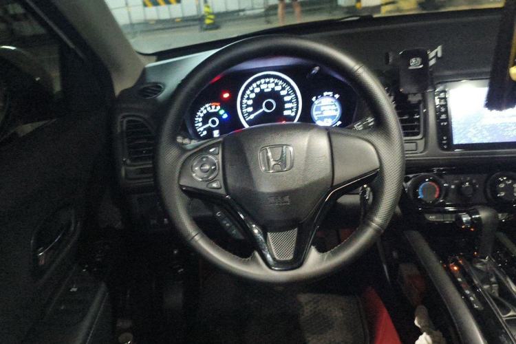 Used Honda Vezel 2020 1.5L CVT Pioneer Edition Steering Wheel