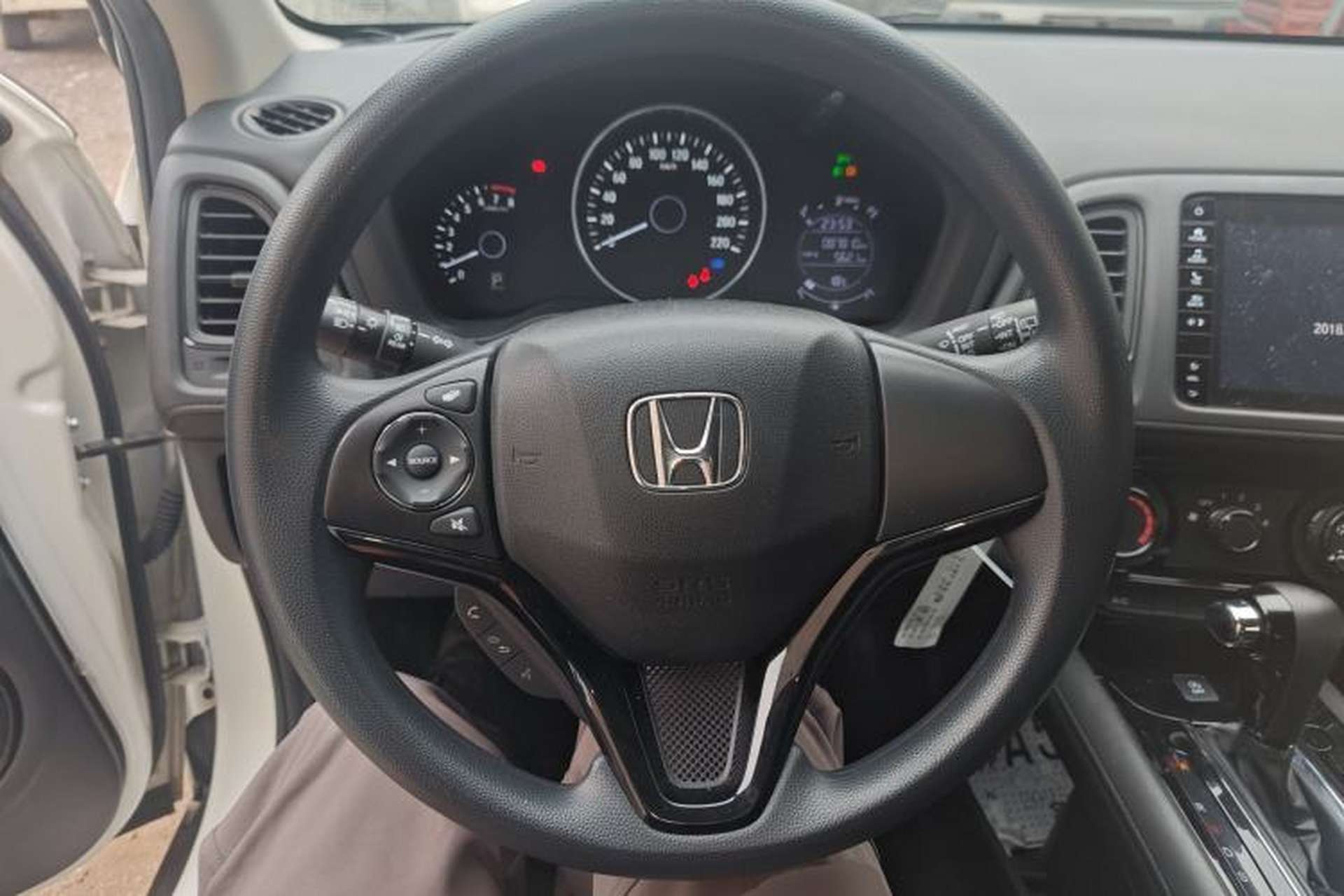 Used Honda Vezel 2020 1.5L CVT Pioneer Edition Steering Wheel