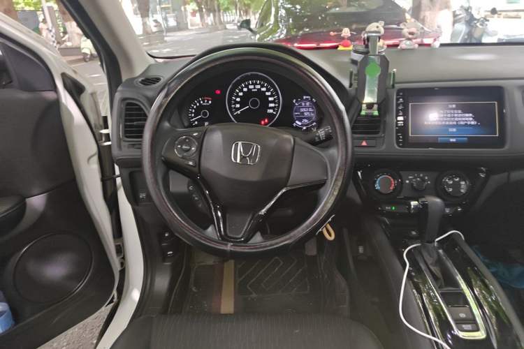 Used Honda Vezel 2020 1.5L CVT Pioneer Edition Steering Wheel