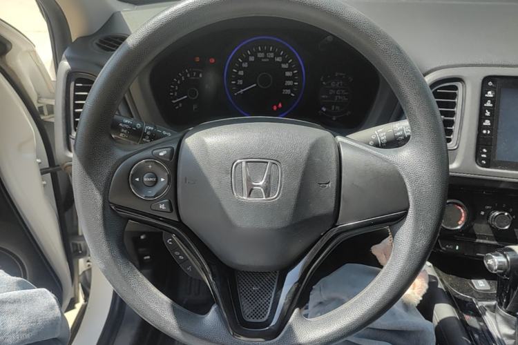 Used Honda Vezel 2020 1.5L CVT Pioneer Edition Steering Wheel