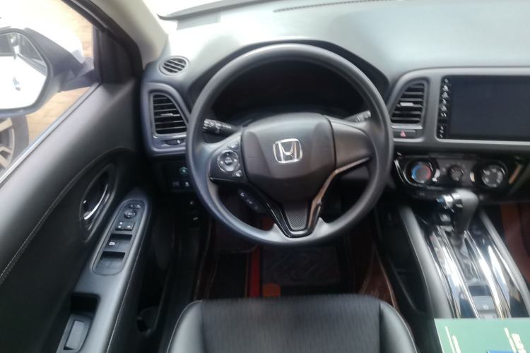 Used Honda Vezel 2020 1.5L CVT Pioneer Edition Steering Wheel