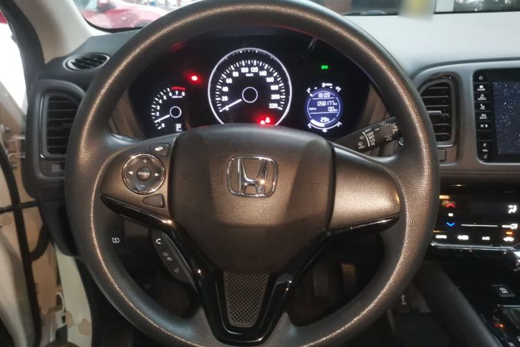 Used Honda Vezel 2020 220 TURBO CVT Elite Edition Steering Wheel