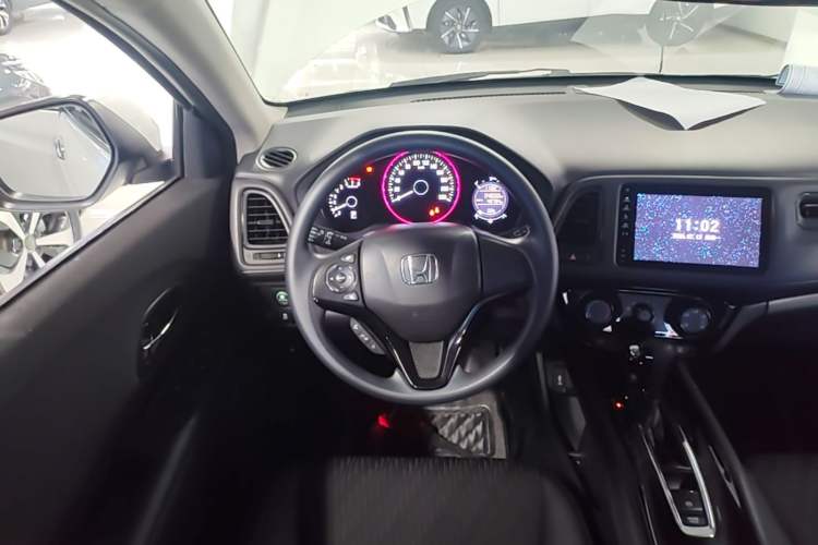 Used Honda Vezel 2020 1.5L CVT Pioneer Edition Steering Wheel