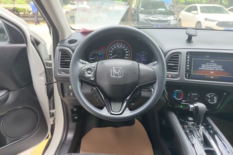 Used Honda Vezel 2020 1.5L CVT Pioneer Edition Steering Wheel