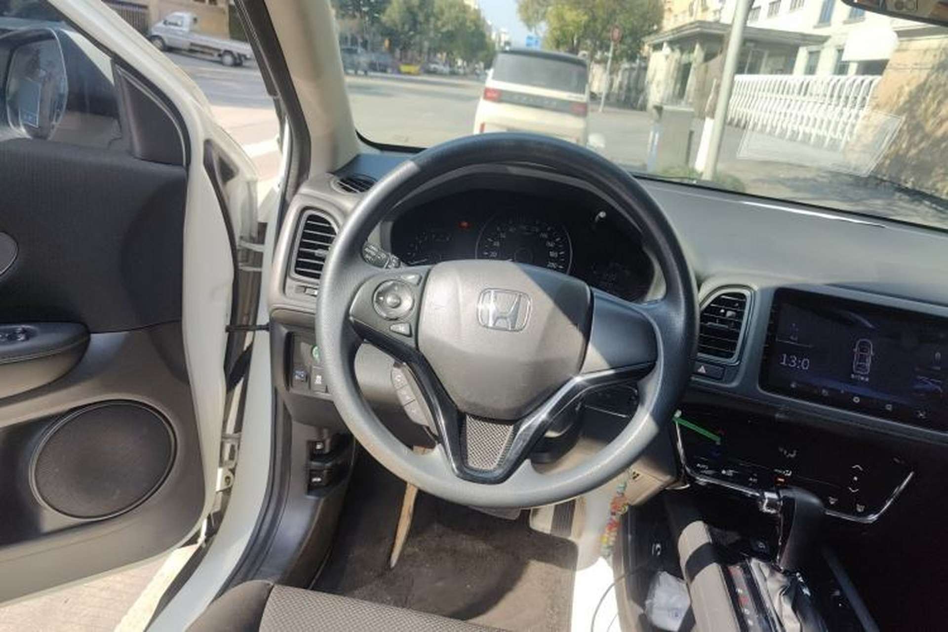 Used Honda Vezel 2020 220 TURBO CVT Elite Edition Steering Wheel