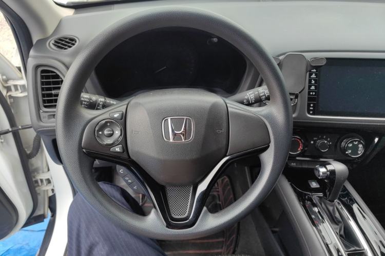 Used Honda Vezel 2020 1.5L CVT Pioneer Edition Steering Wheel