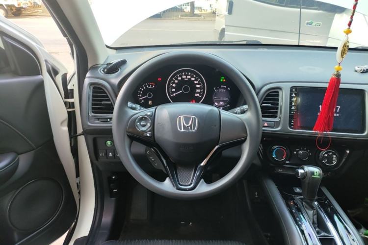 Used Honda Vezel 2020 1.5L CVT Luxury Edition Steering Wheel