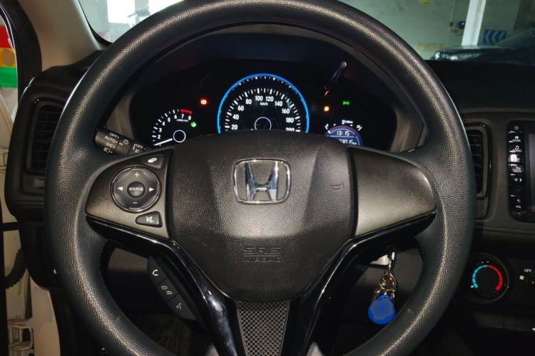 Used Honda Vezel 2020 1.5L CVT Pioneer Edition Steering Wheel