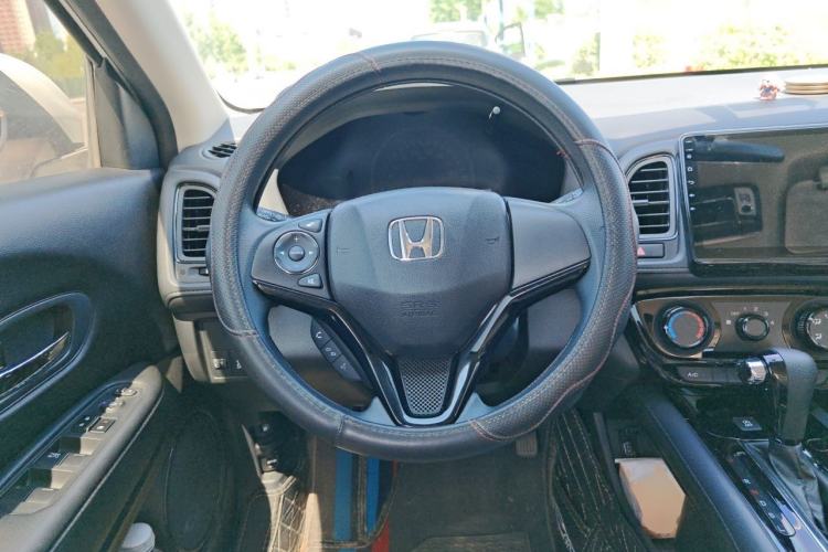 Used Honda Vezel 2020 1.5L CVT Pioneer Edition Steering Wheel