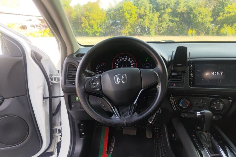 Used Honda Vezel 2020 1.5L CVT Pioneer Edition Steering Wheel
