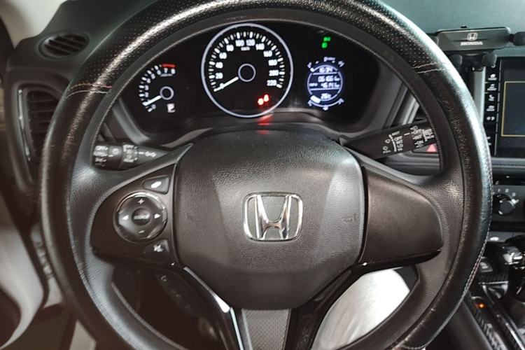 Used Honda Vezel 2020 1.5L CVT Luxury Edition Steering Wheel
