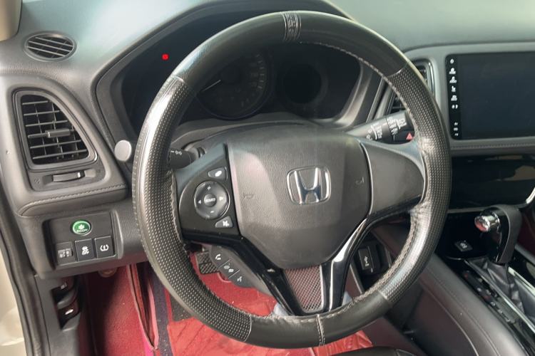 Used Honda Vezel 2020 220 TURBO CVT Luxury Edition Steering Wheel