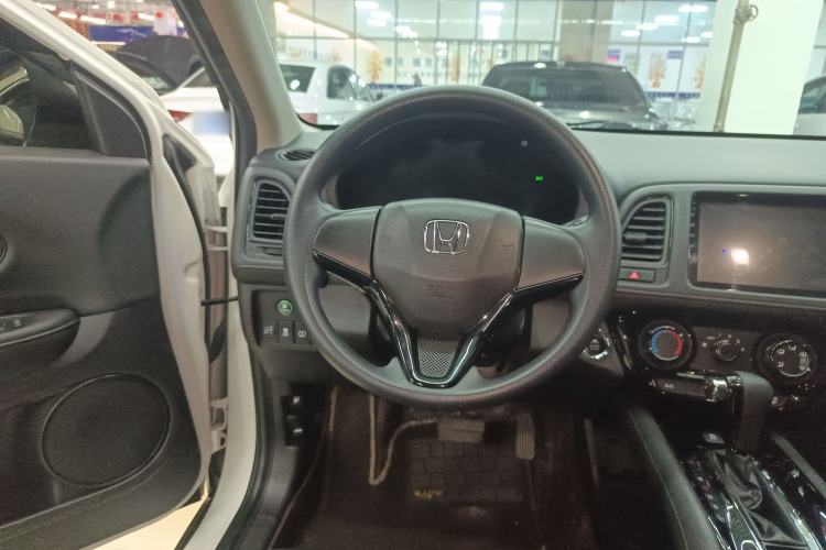 Used Honda Vezel 2020 1.5L CVT Elite Edition Steering Wheel