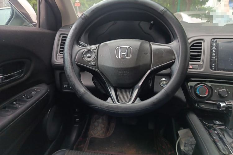 Used Honda Vezel 2020 1.5L CVT Pioneer Edition Steering Wheel