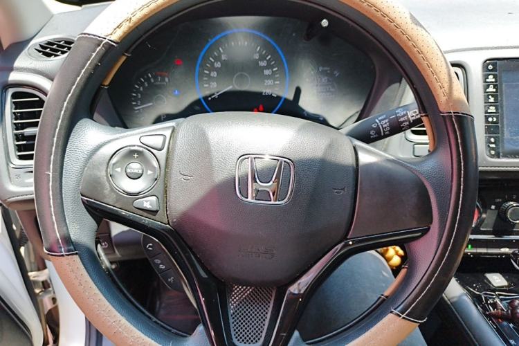 Used Honda Vezel 2020 1.5L CVT Pioneer Edition Steering Wheel