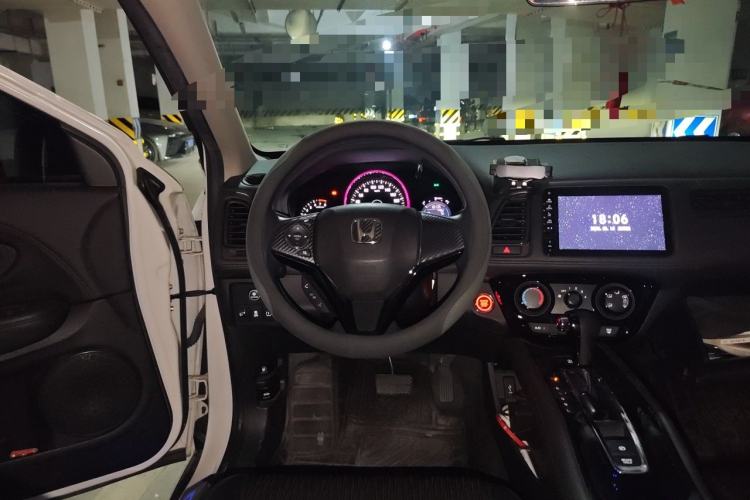 Used Honda Vezel 2020 1.5L CVT Luxury Edition Steering Wheel