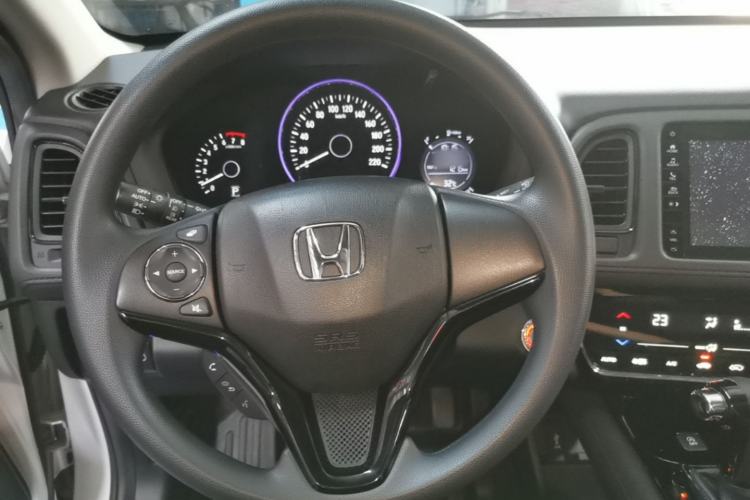 Used Honda Vezel 2020 220 TURBO CVT Luxury Edition Steering Wheel