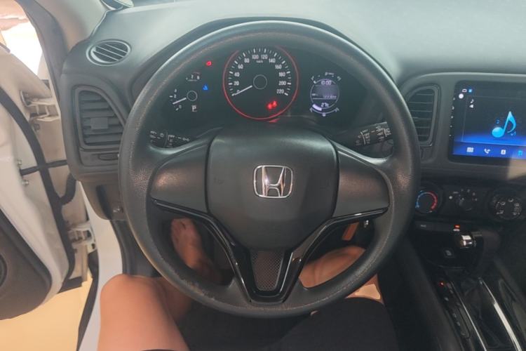 Used Honda Vezel 2020 1.5L CVT Elite Edition Steering Wheel