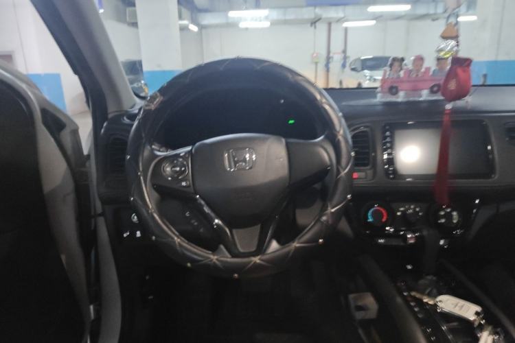 Used Honda Vezel 2020 1.5L CVT Pioneer Edition Steering Wheel