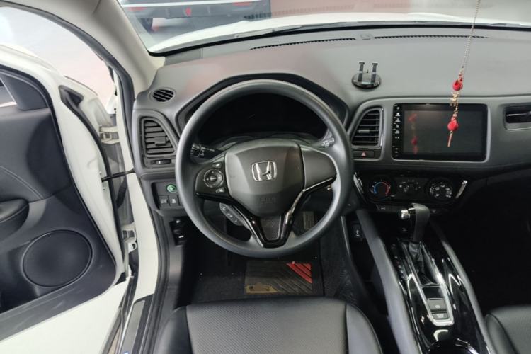 Used Honda Vezel 2020 1.5L CVT Pioneer Edition Steering Wheel