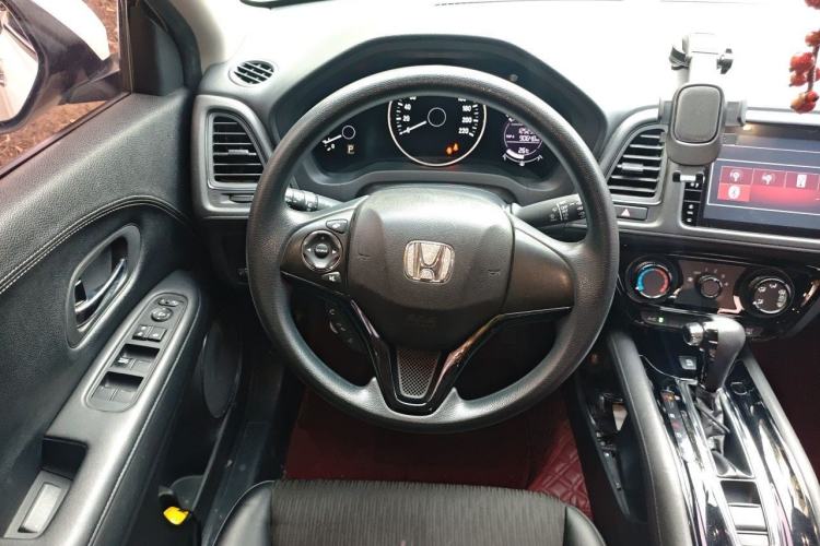 Used Honda Vezel 2020 1.5L CVT Pioneer Edition Steering Wheel