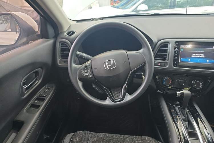 Used Honda Vezel 2020 1.5L CVT Pioneer Edition Steering Wheel