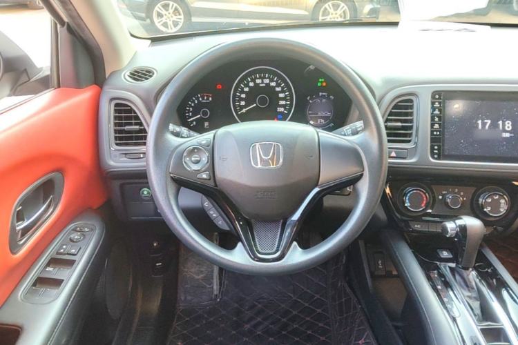 Used Honda Vezel 2020 1.5L CVT Pioneer Edition Steering Wheel