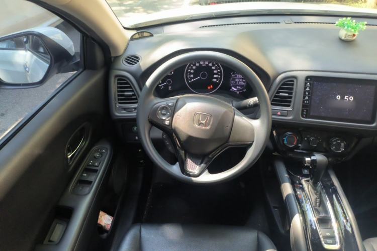 Used Honda Vezel 2020 1.5L CVT Pioneer Edition Steering Wheel