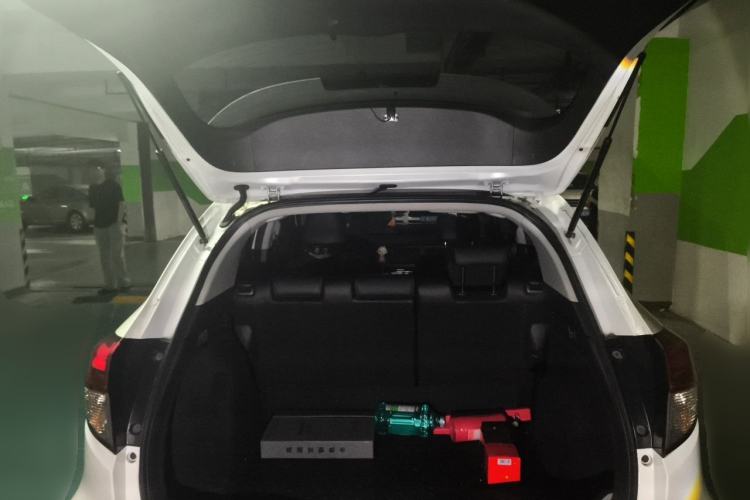 Used Honda Vezel 2020 1.5L CVT Luxury Edition Trunk