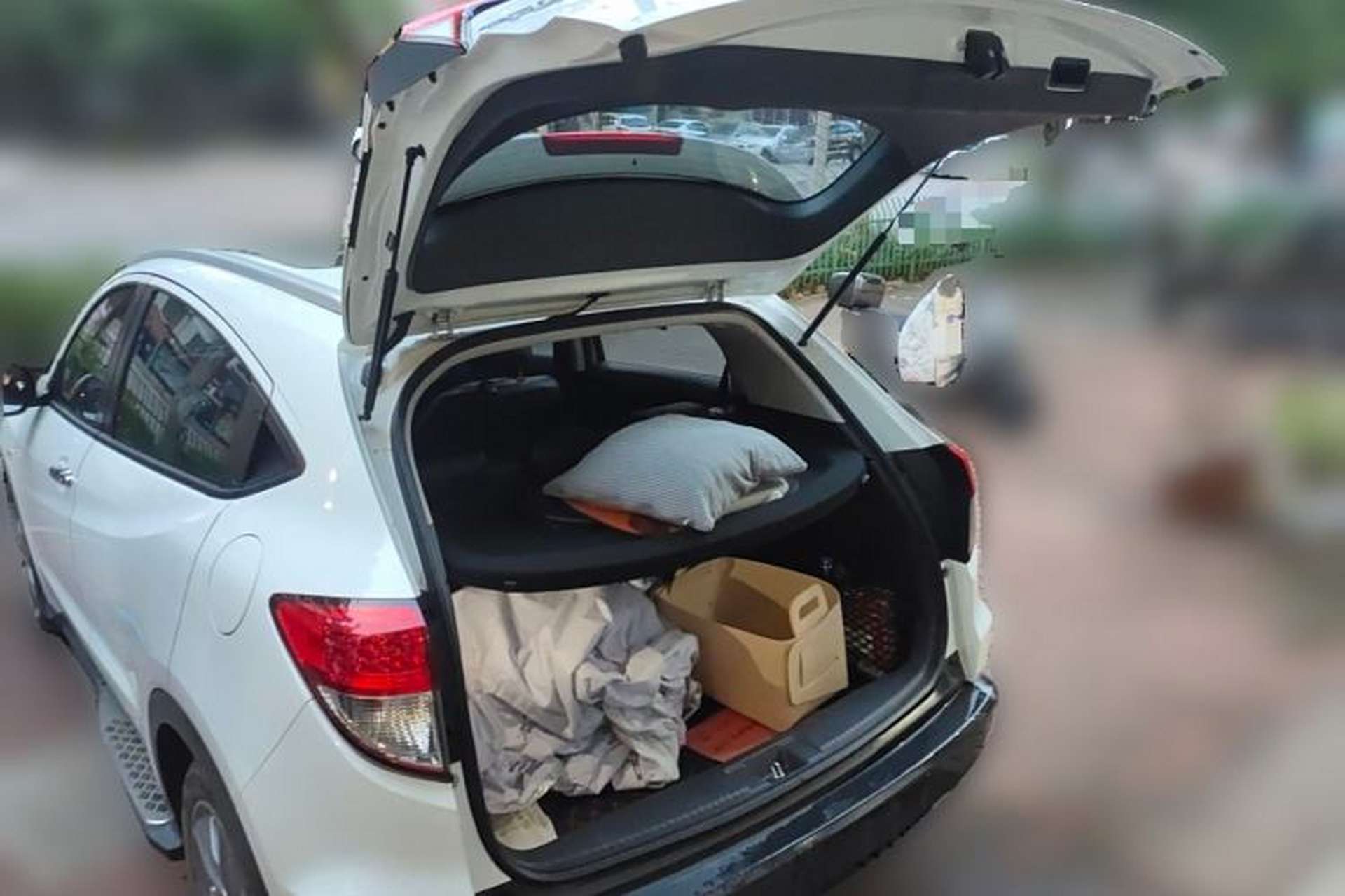 Used Honda Vezel 2020 1.5L CVT Elite Edition Trunk
