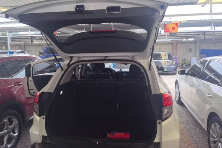 Used Honda Vezel 2020 1.5L CVT Pioneer Edition Trunk
