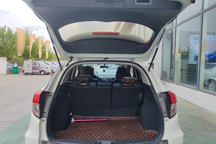 Used Honda Vezel 2020 1.5L CVT Pioneer Edition Trunk