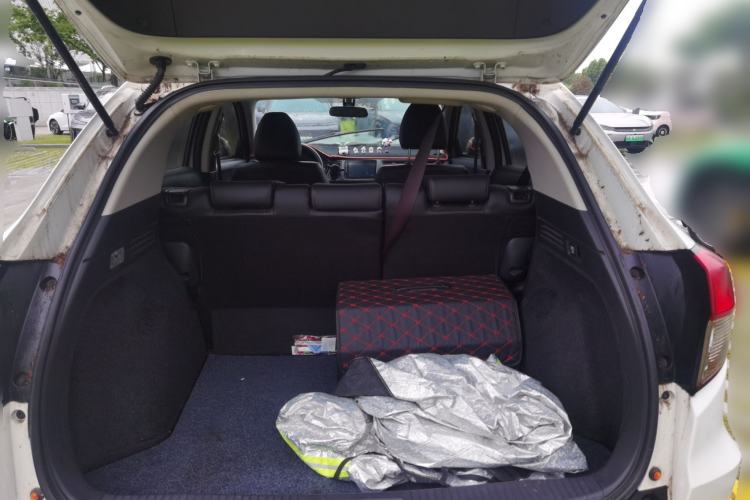 Used Honda Vezel 2020 1.5L CVT Pioneer Edition Trunk