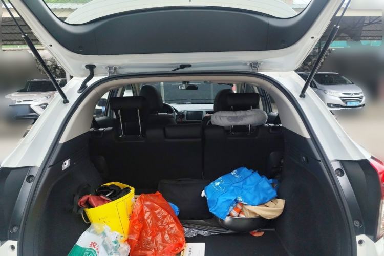 Used Honda Vezel 2020 1.5L CVT Luxury Edition Trunk