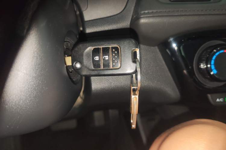 Used Honda Vezel 2020 1.5L CVT Elite Edition Vehicle Key