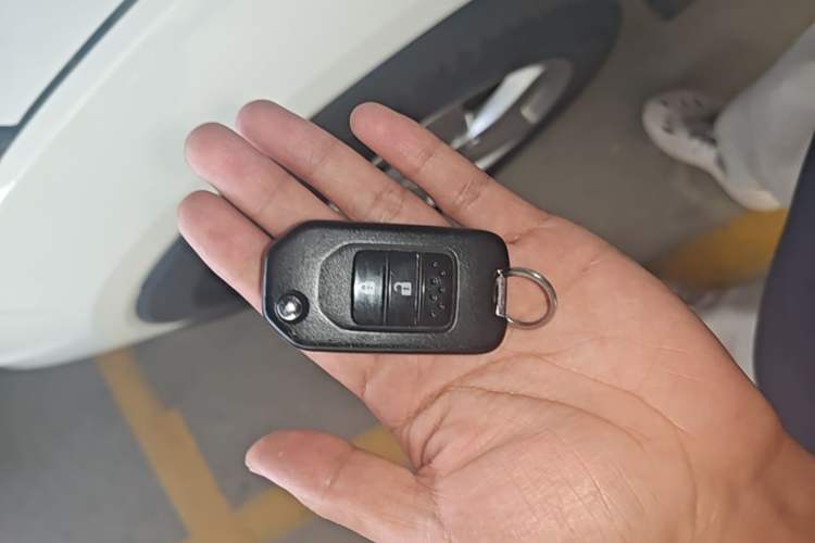Used Honda Vezel 2020 1.5L CVT Elite Edition Vehicle Key