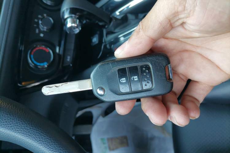 Used Honda Vezel 2020 1.5L CVT Elite Edition Vehicle Key
