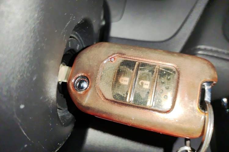 Used Honda Vezel 2020 1.5L CVT Pioneer Edition Vehicle Key