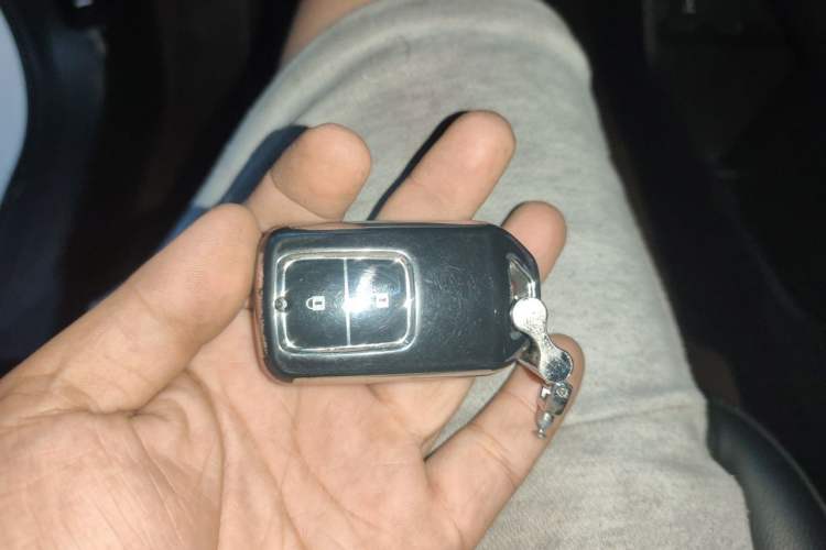 Used Honda Vezel 2020 1.5L CVT Luxury Edition Vehicle Key