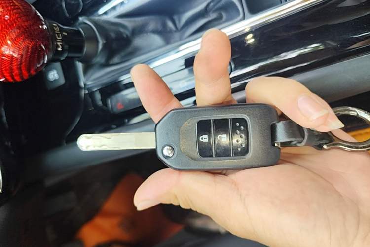 Used Honda Vezel 2020 220 TURBO CVT Elite Edition Vehicle Key