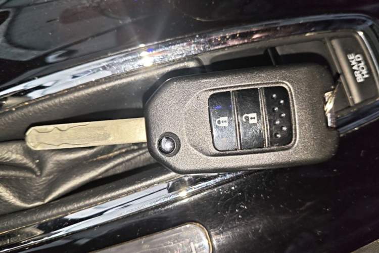 Used Honda Vezel 2020 1.5L CVT Pioneer Edition Vehicle Key