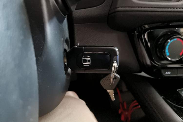 Used Honda Vezel 2020 1.5L CVT Pioneer Edition Vehicle Key