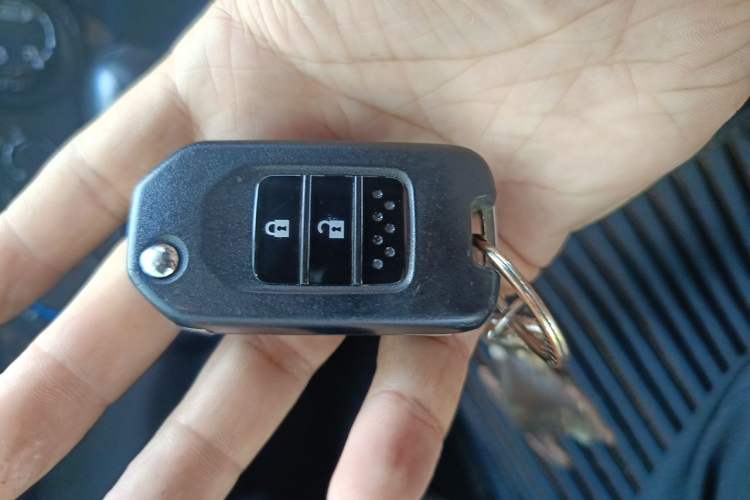 Used Honda Vezel 2020 1.5L CVT Pioneer Edition Vehicle Key
