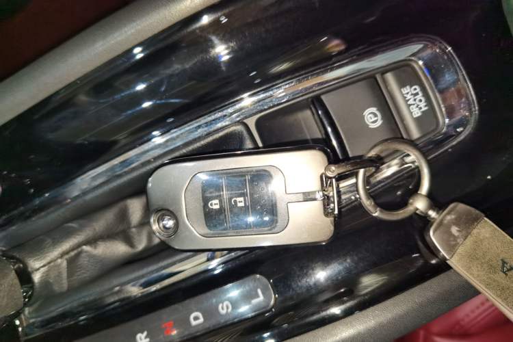 Used Honda Vezel 2020 1.5L CVT Pioneer Edition Vehicle Key