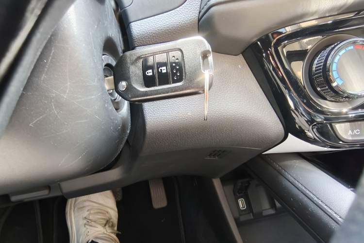 Used Honda Vezel 2020 1.5L CVT Pioneer Edition Vehicle Key
