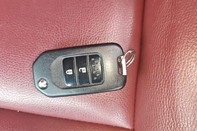 Used Honda Vezel 2020 1.5L CVT Elite Edition Vehicle Key