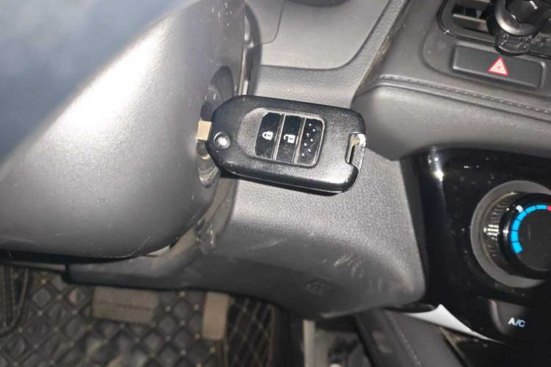 Used Honda Vezel 2020 1.5L CVT Pioneer Edition Vehicle Key