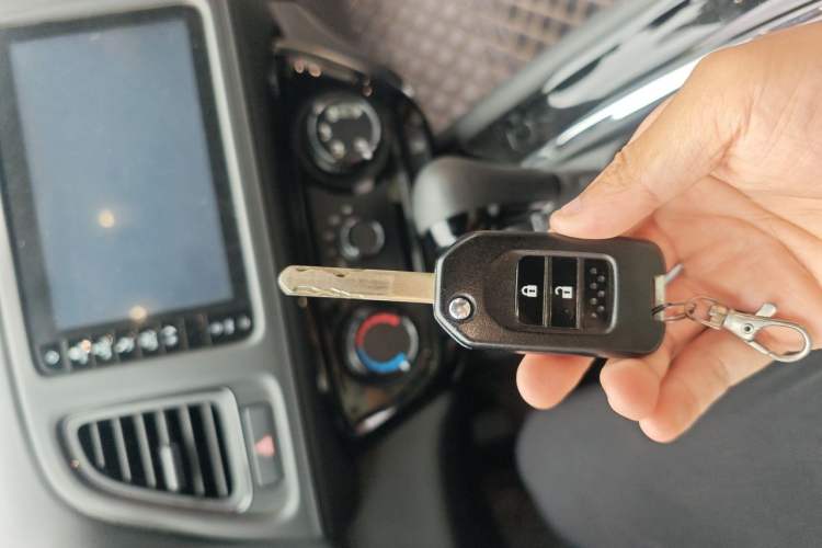 Used Honda Vezel 2020 1.5L CVT Pioneer Edition Vehicle Key