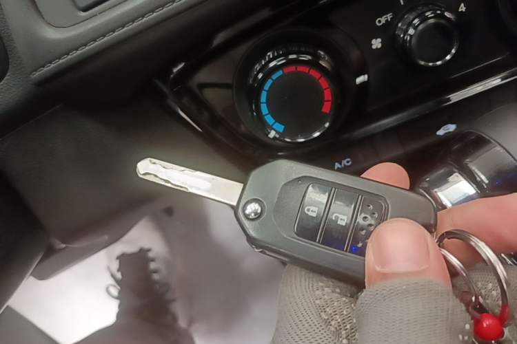 Used Honda Vezel 2020 1.5L CVT Pioneer Edition Vehicle Key